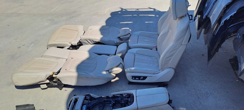 Кожен салон BMW G11