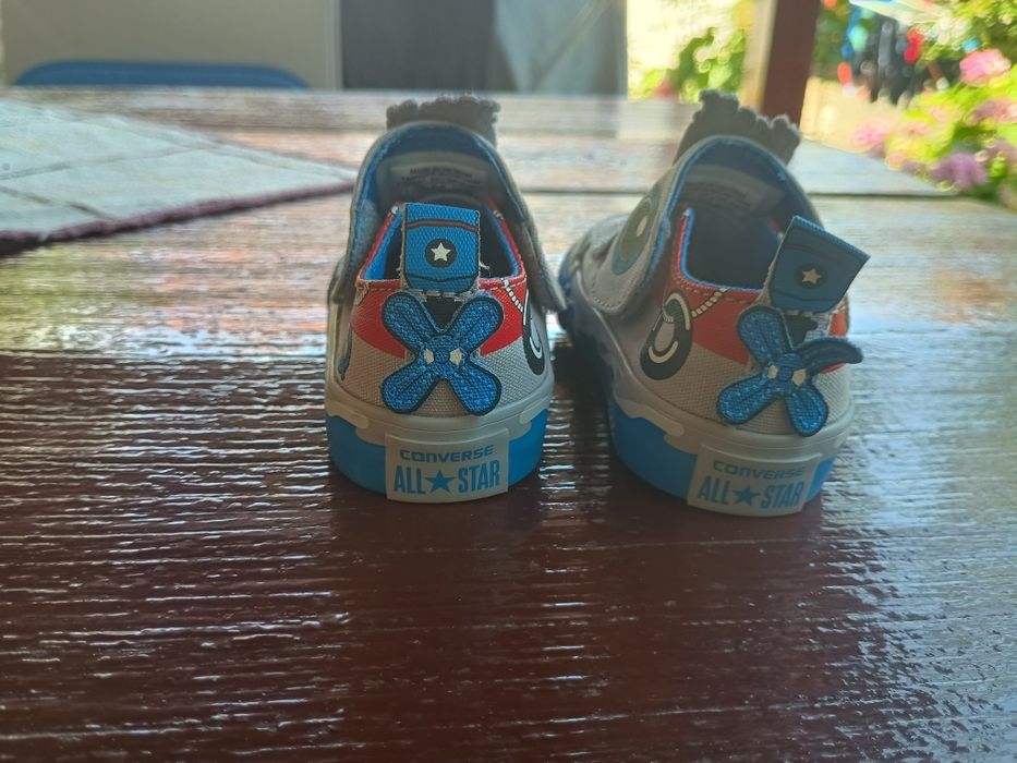 Converse  numărul 19