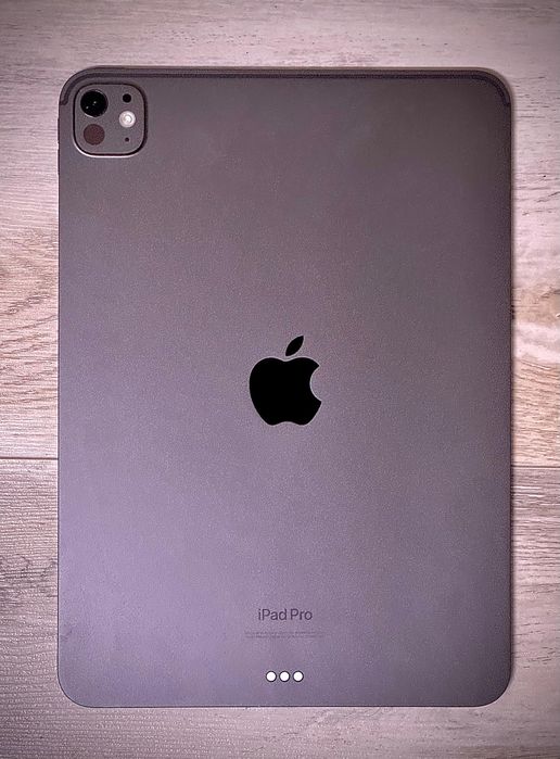 iPad Pro  M4 планшет