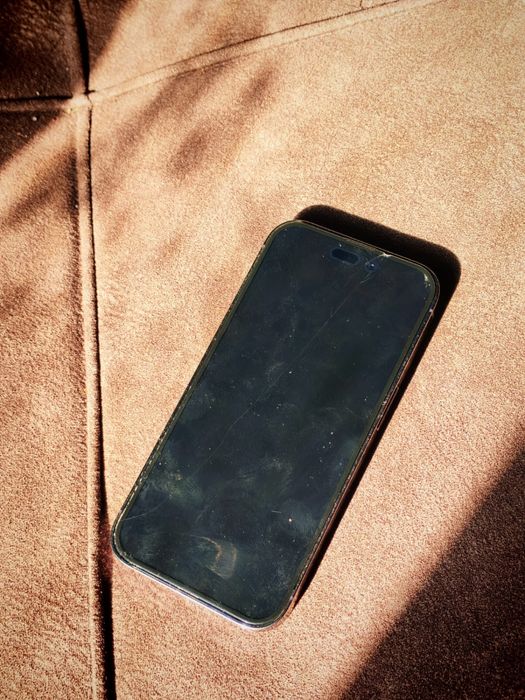 iphone 14 pro 256/76%