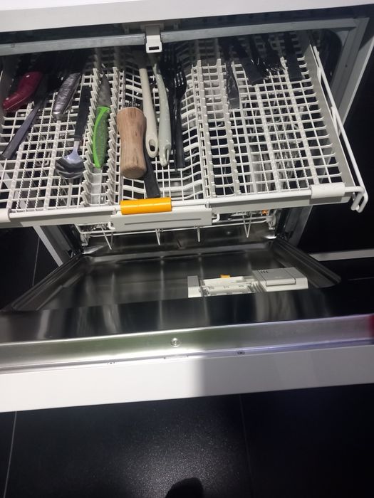 Masina de spalat vase miele