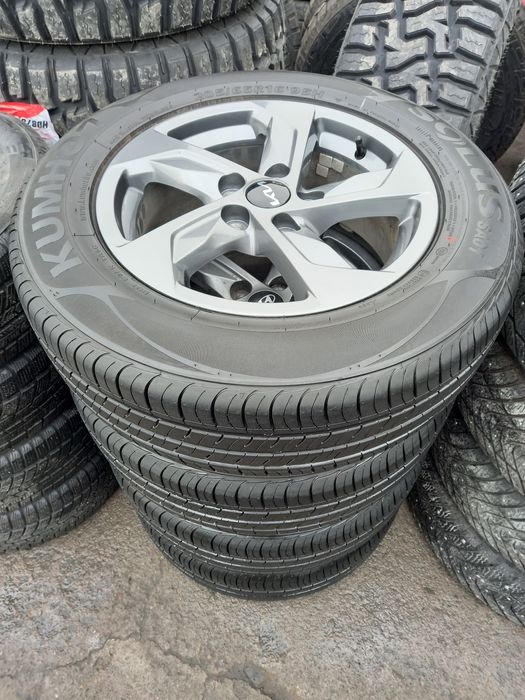 Kia K5 260$ ком 4шт состояние почти новый