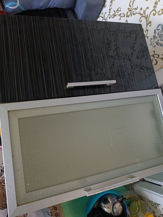 Отдам гарнитур ящики