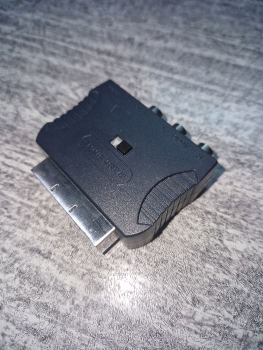 Adaptor SCART la RCA + S-VIDEO