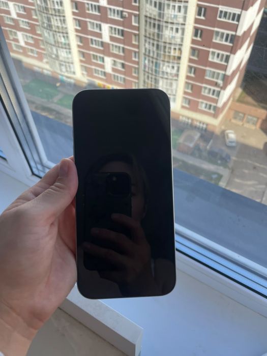 Продам Айфон 16 pro max