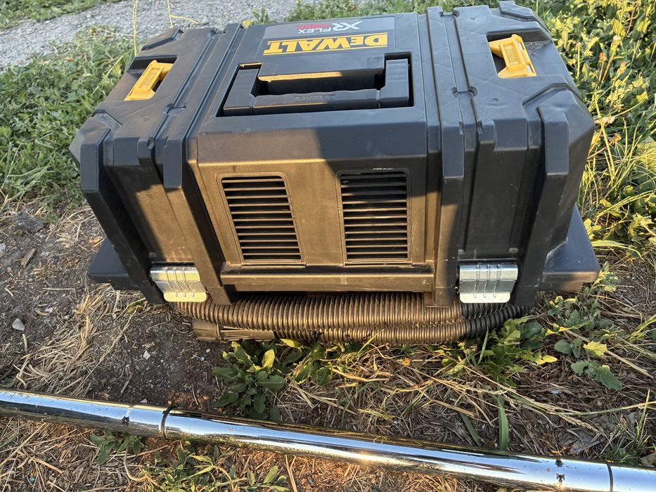 Строительный пылесос DeWALT XR FlexVolt 54V