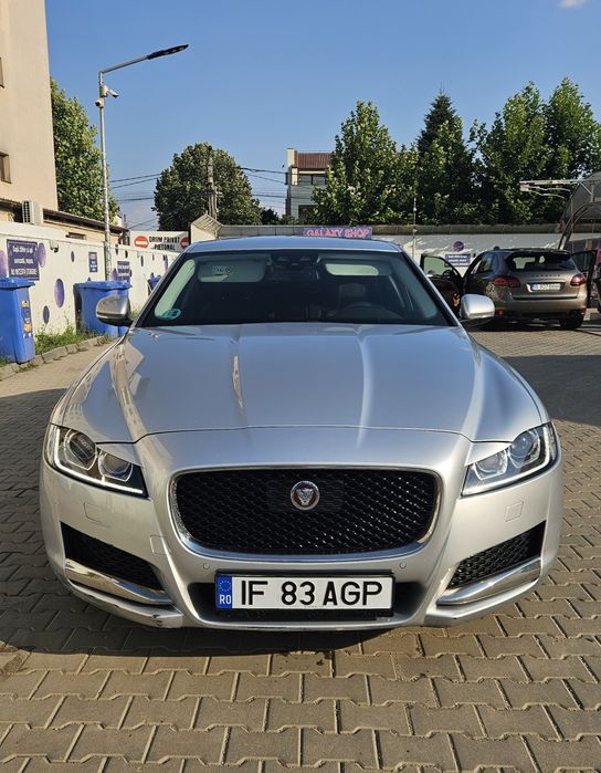 Reducere 7000 euro fix  Jaguar XF 2016 2.0d Automata 180cp cu 269.000 km  perfect functionala