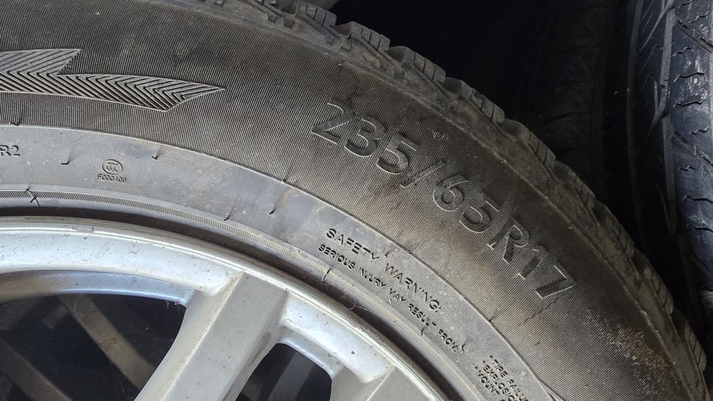 235/65/17 диски с резиной !