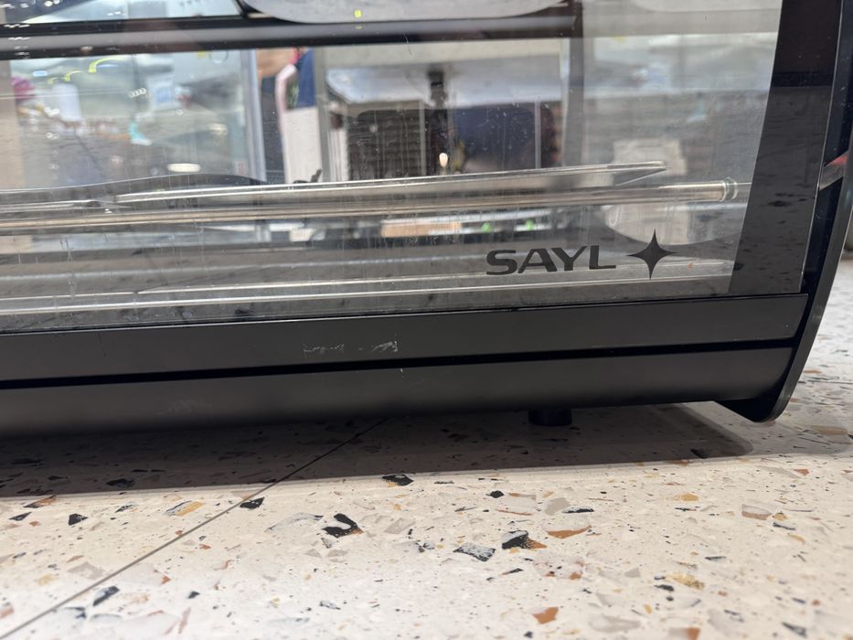 Vitrina calda cu geam curbat, HONDA, SAYL