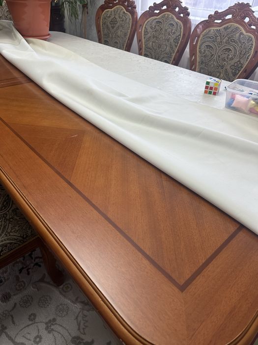 Продам стол и стулья