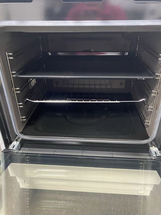 Свободностояща печка VOSS Electrolux