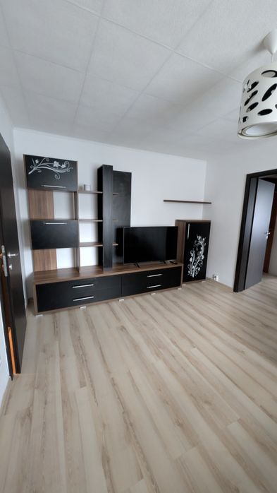 Închiriez apartament 2 camere