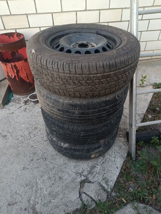 Продам диски с резиной