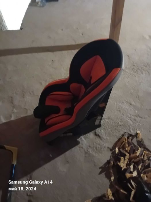 Ново детско столче за кола