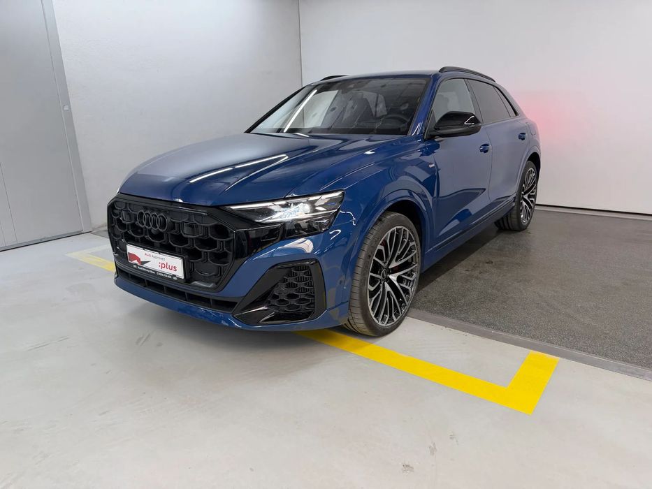 Audi Q8 All-wheel steering, Matrix LED HD c Laserlight, stopuri OLED, carlig