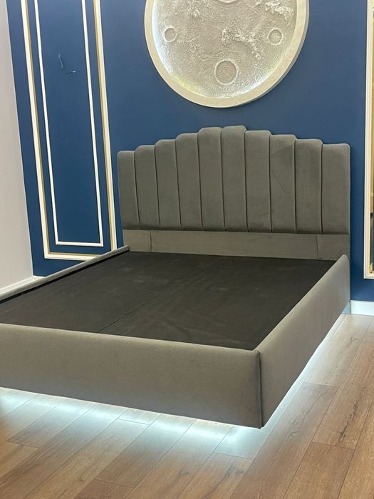 Кровать порящии.