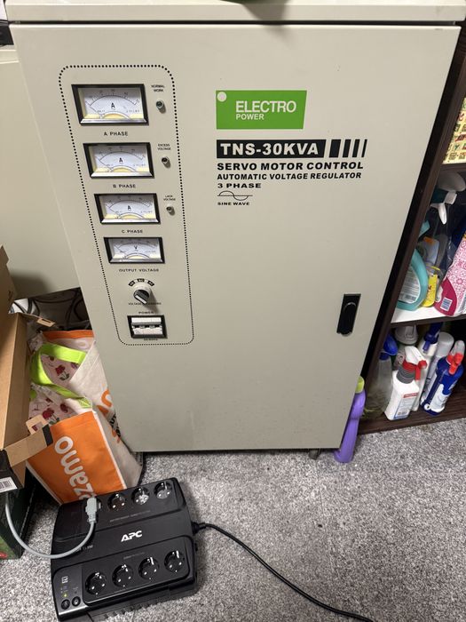 Stabilizator curent servomotor 30 Kva