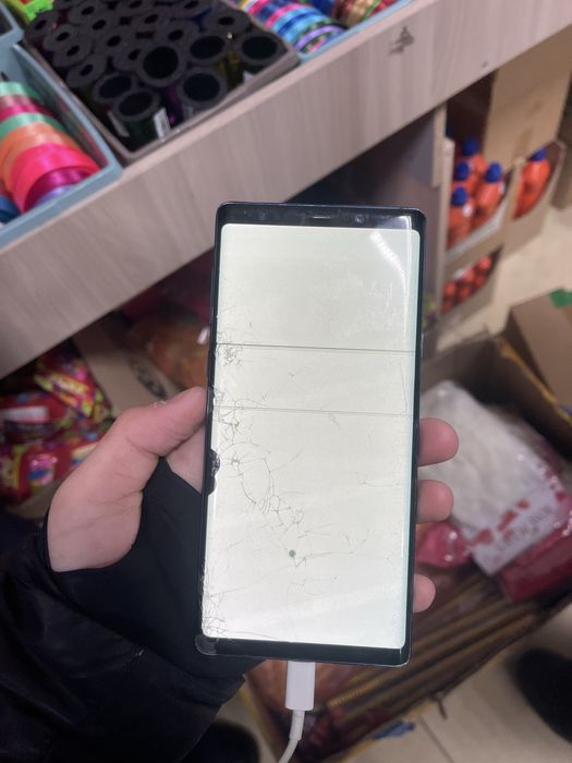 Продам Samsung Note 9