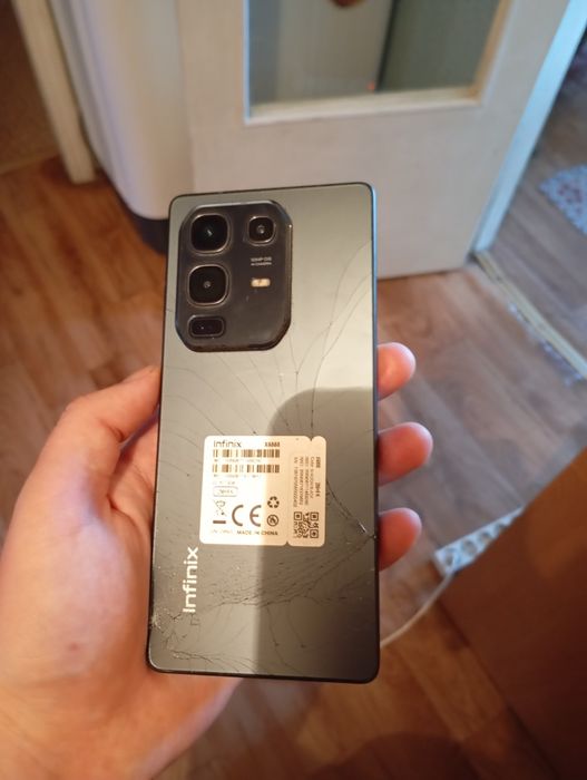 Продам телефон Infinix note 50