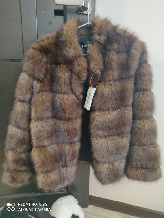 Продам ЭКО шубу новая