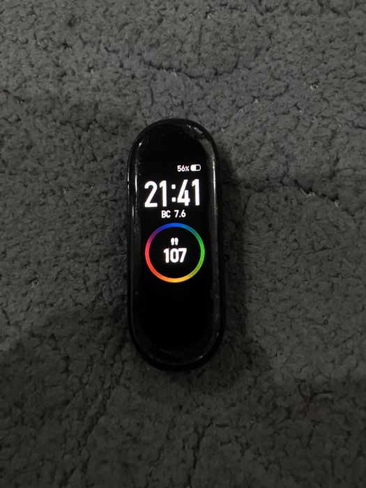 Часы xiaomi smart band 4