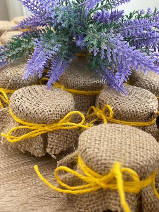 Crema galbenele handmade