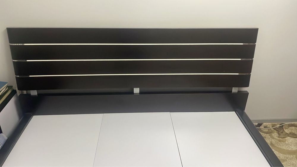 Продам кровать 2х спальную