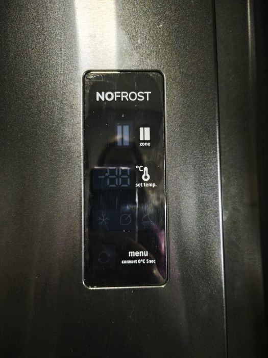 Frigider side by side Gorenje 550 L, compresor ars, in rest impecabil