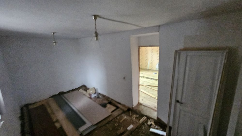 Продам дом на слом