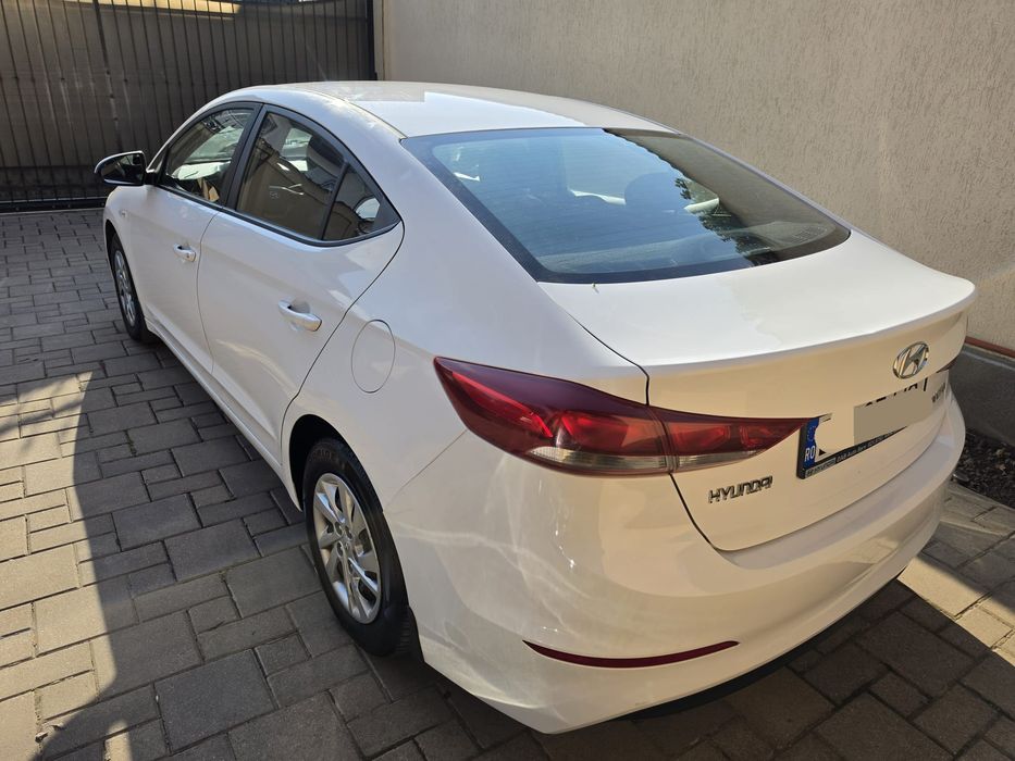 HYUNDAI Elantra 2017 — imagine 4