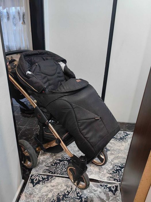 Продавам детска количка