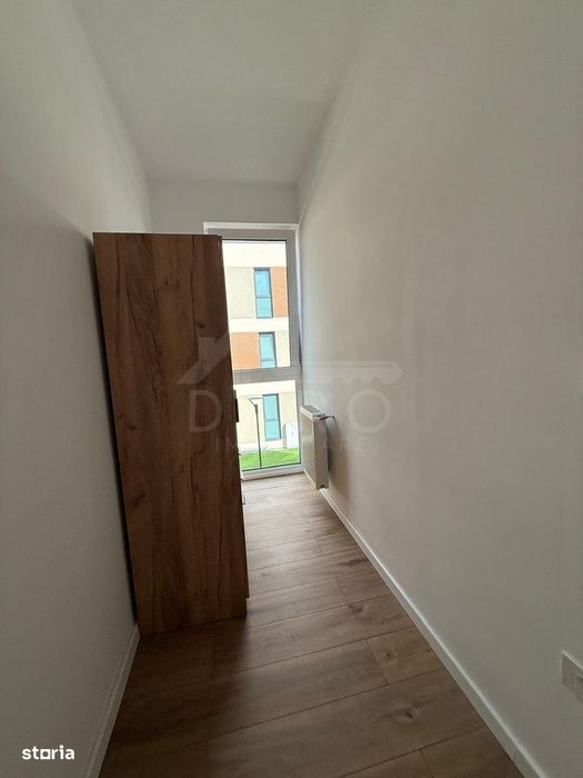 Inchiriez apartament cu 2 camere , bloc nou