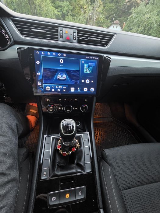 Vând Skoda Superb