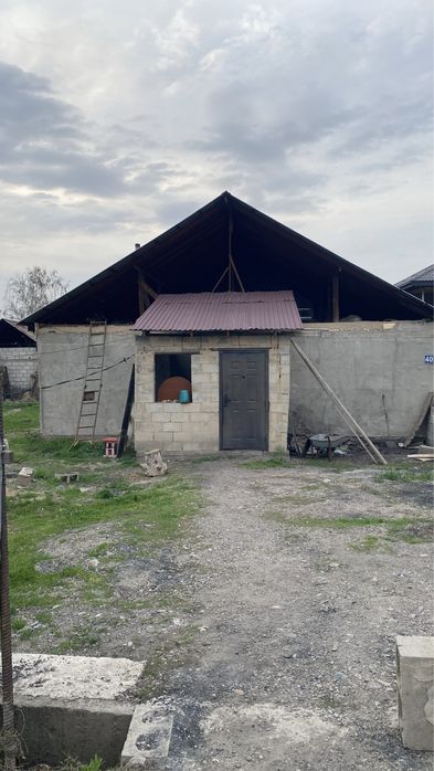 Продам дом с времянкой 12 соток