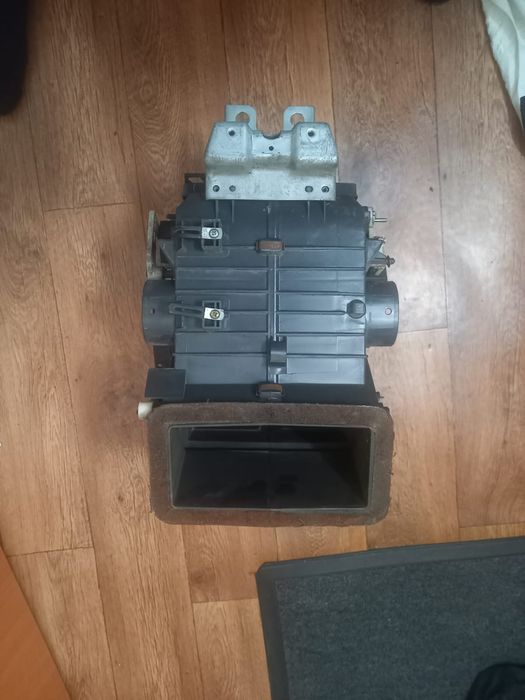 Корпус печки MAZDA 323 BF