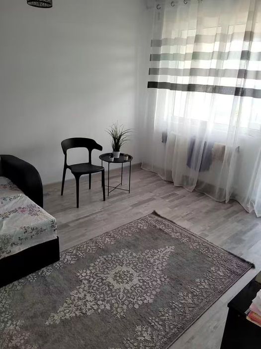 Închiriez apartament 2 camere