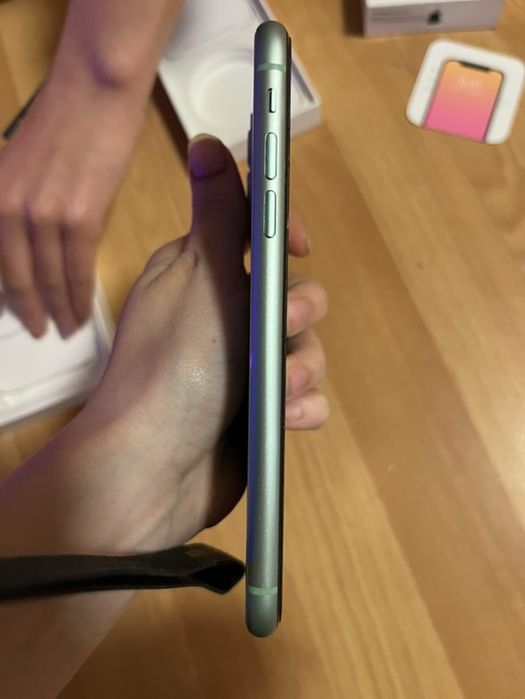 iPhone 11 turqoiuse 64gb