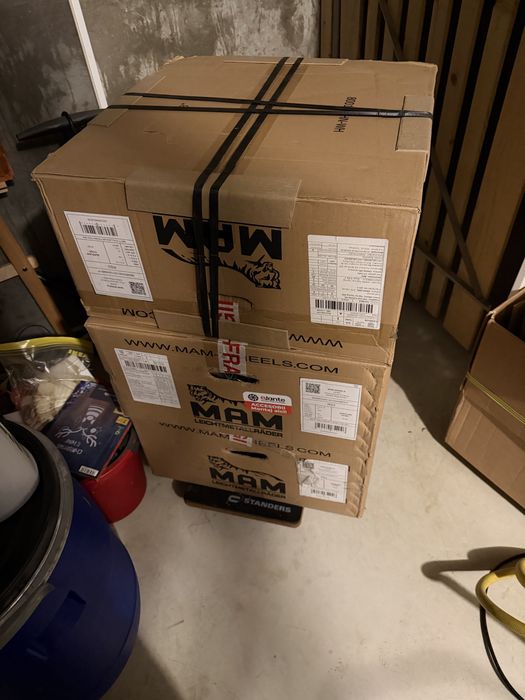 Jante aliaj  R18 5x108 + anvelope noi 235/40/R18 kumo