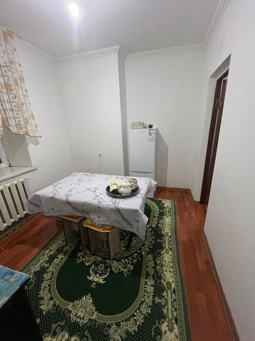 Срочно продамь 2 комнатный квартиру