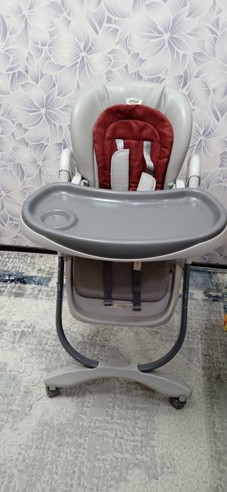 Стул для кормления.