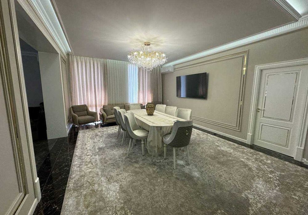 Сдается 6х ком квартира на Алмазарском р-не Тахтапул! Дуплекс!