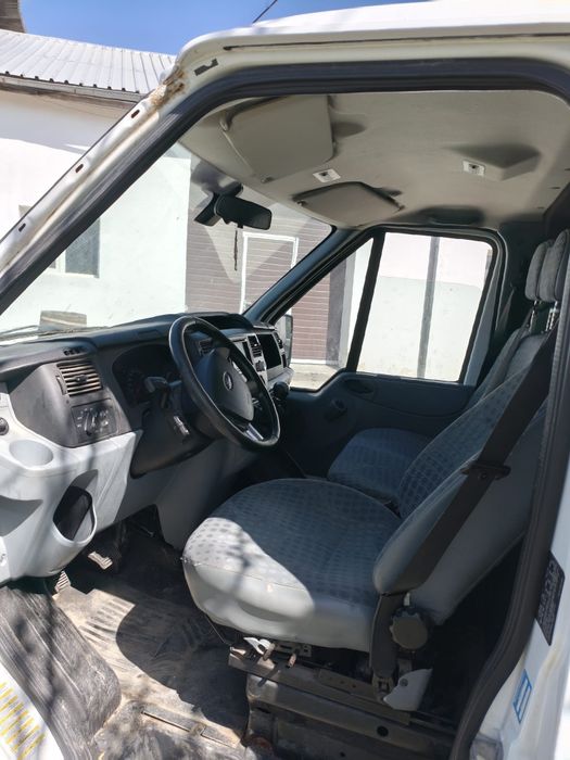 Ford Transit Autoutilitara