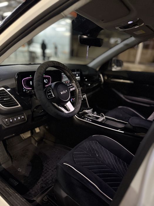 Продам машину кия