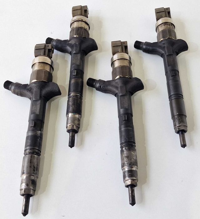 Дюза Дюзи Инжектори Инжектор Тойота Корола 2.0 D4D Toyota Corolla E12