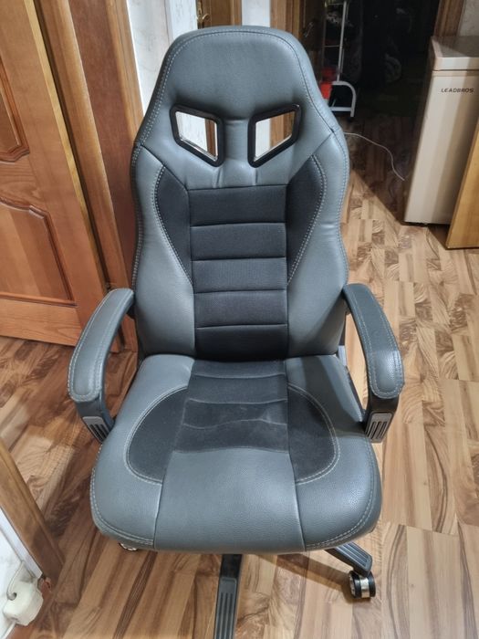 ...продам игровое кресло