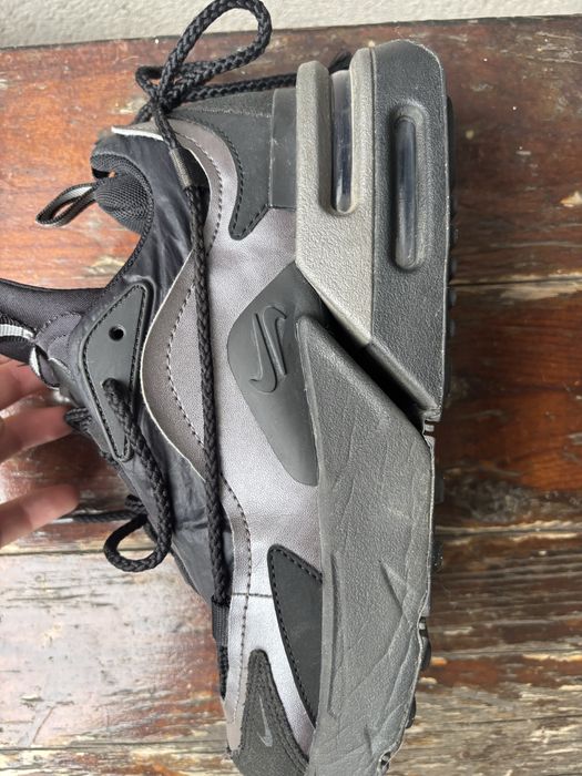 Продавам женски обувки на Nike