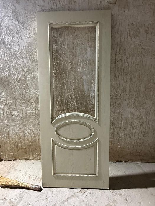 Есік новый бөлмеге