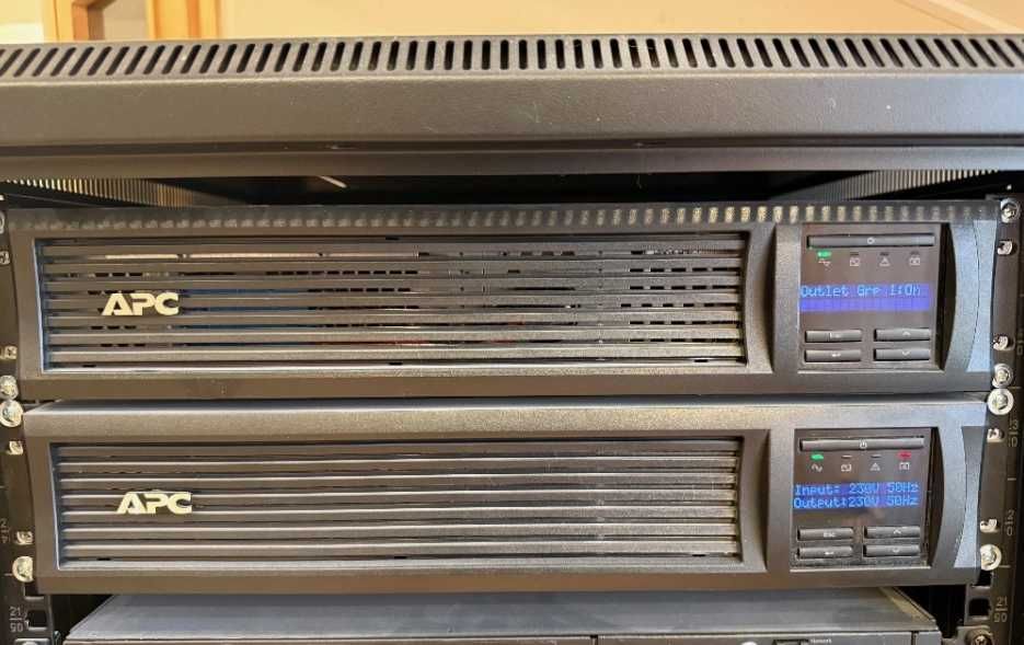 UPS APC Smart 2200VA RM/230V Line Interactive без батерии