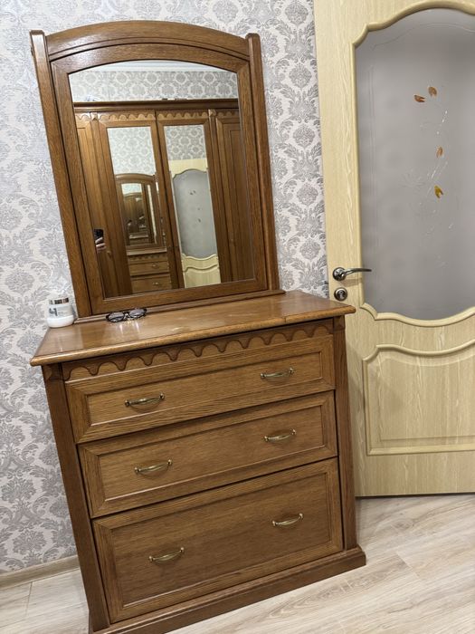 Спальный гарнитур