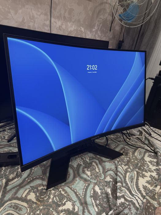 Gigabyte - 32" GS32Q-EK Gaming Monitor  (2560x1440)  QHD